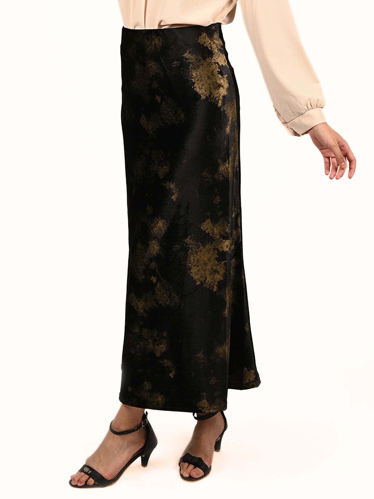 Odette Black Velvet Printed Skirt For Women