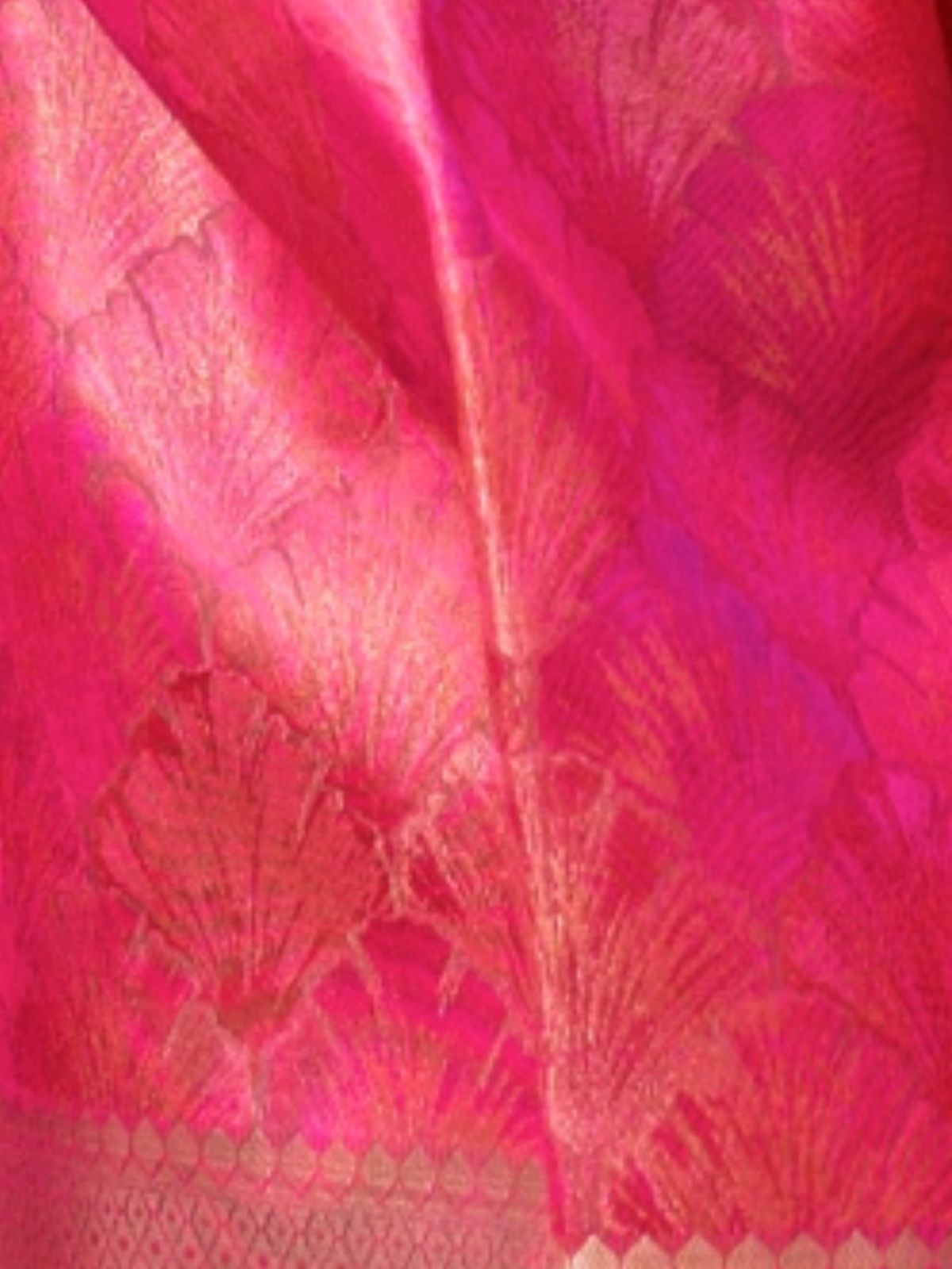 Odette Pink Organza Woven Saree With Unstitched Blouse For Women