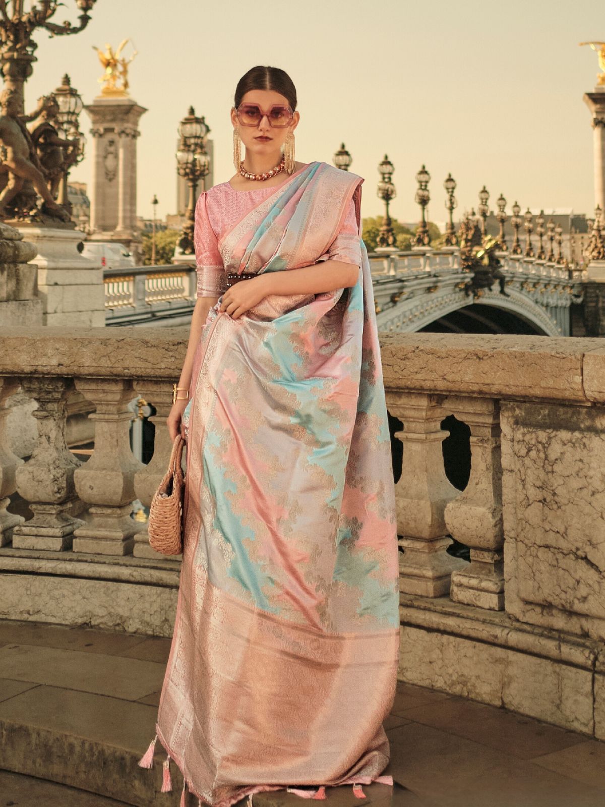 Odette Pink Silk Blend Woven Saree With Unstitched Blouse For Women