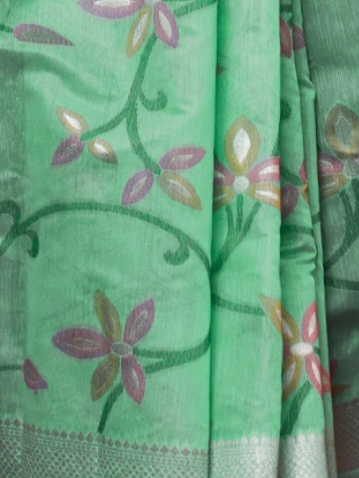 Odette Green Silk Blend Woven Saree With Unstitched Blouse For Women