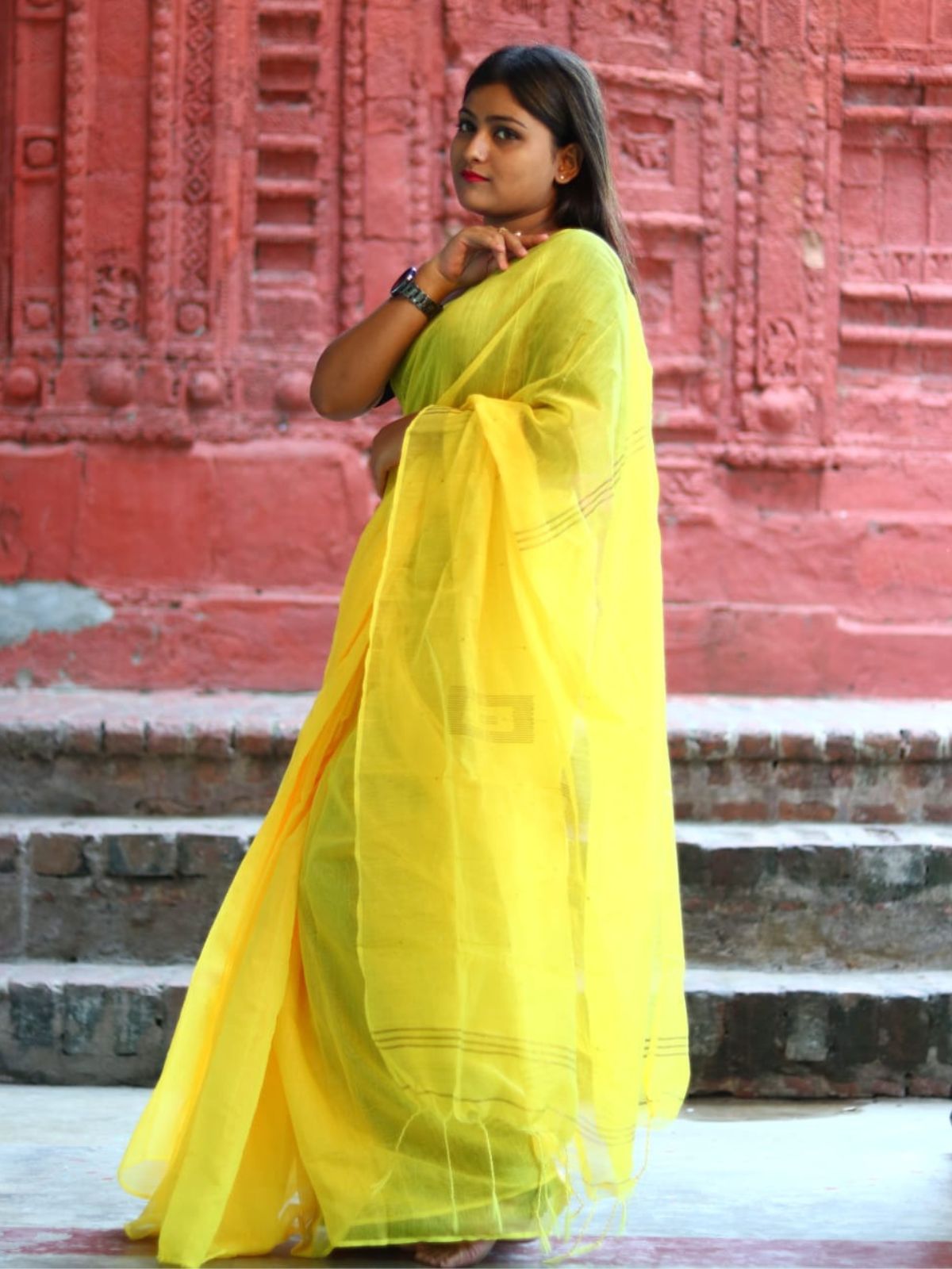 Odette Yellow Cotton  Saree  With Unstitched Blouse for Women