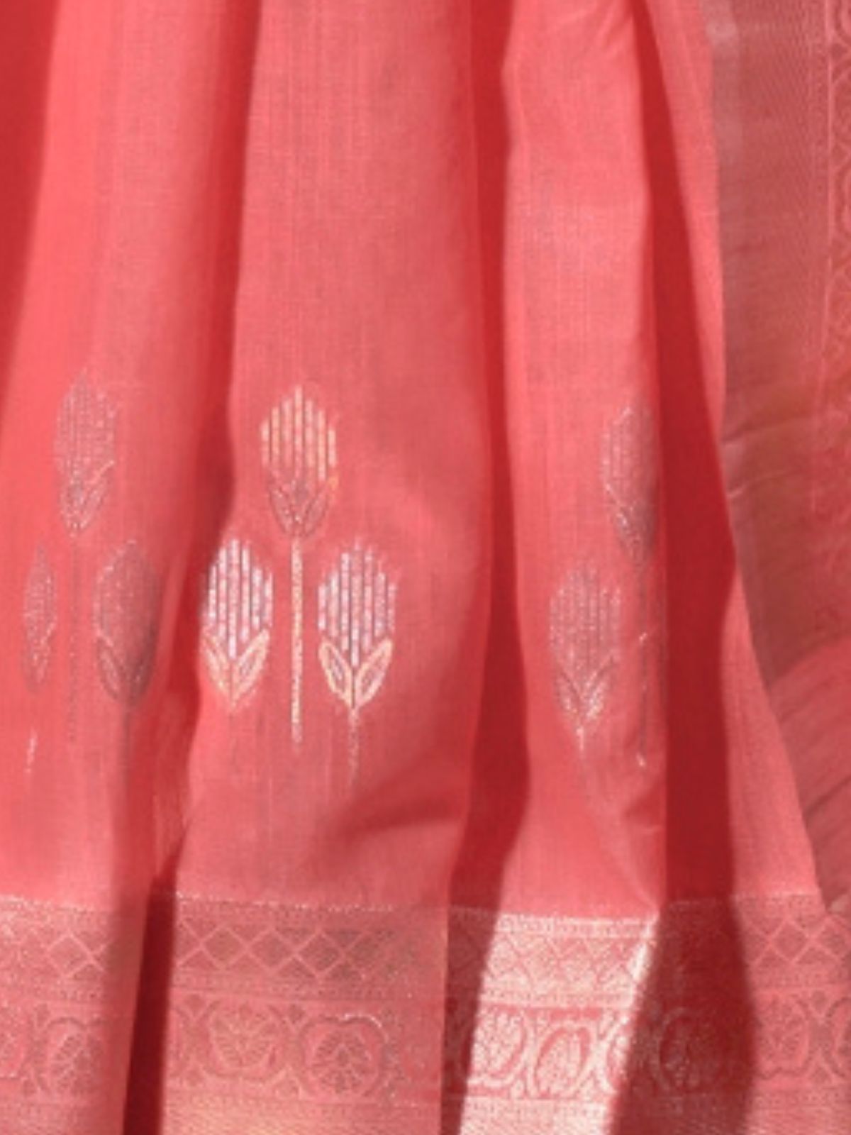 Odette Pink Linen Woven Saree With Unstitched Blouse For Women