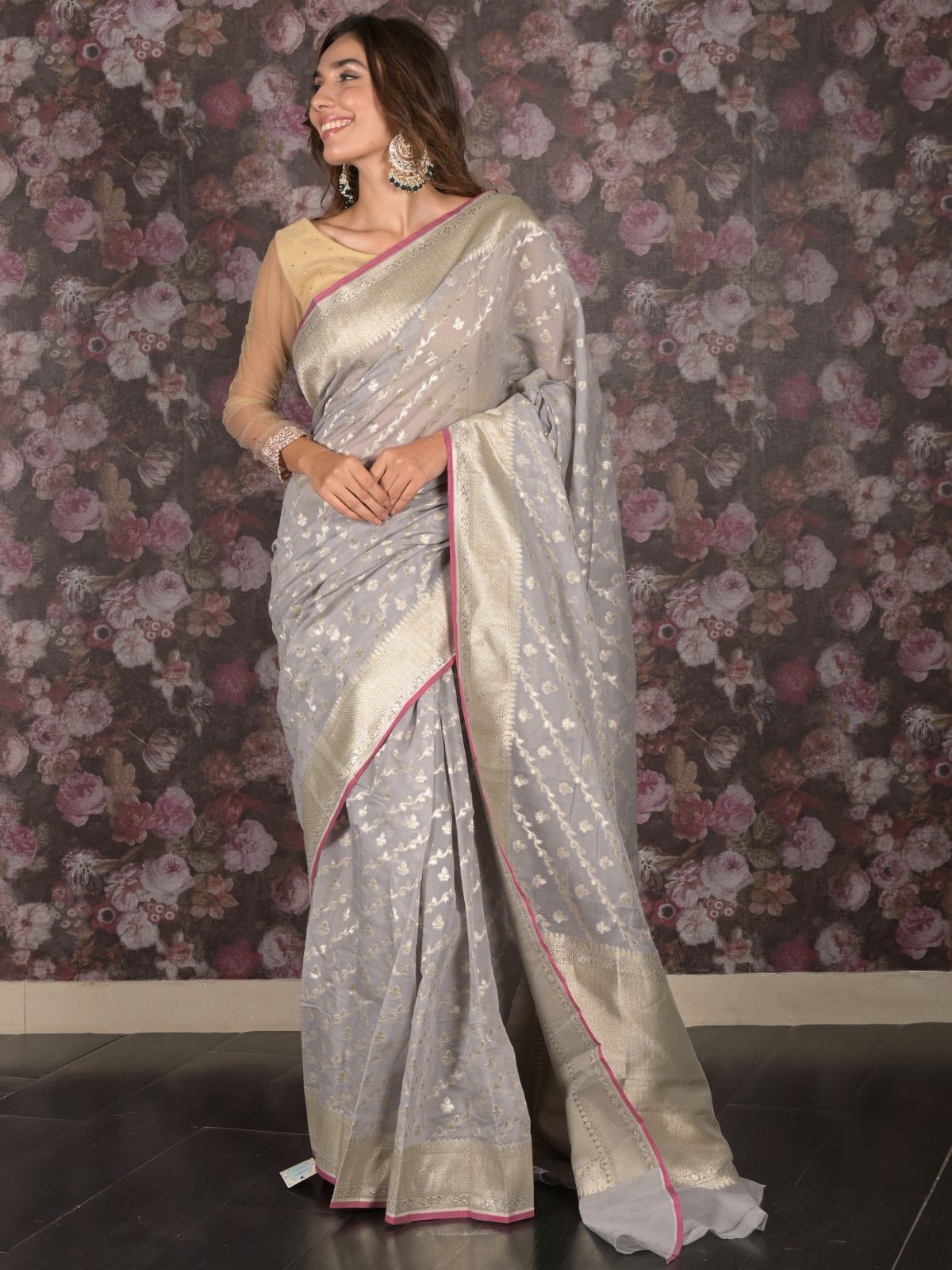 Odette Grey Woven Silk Blend Saree With Unstitched Blouse For Women