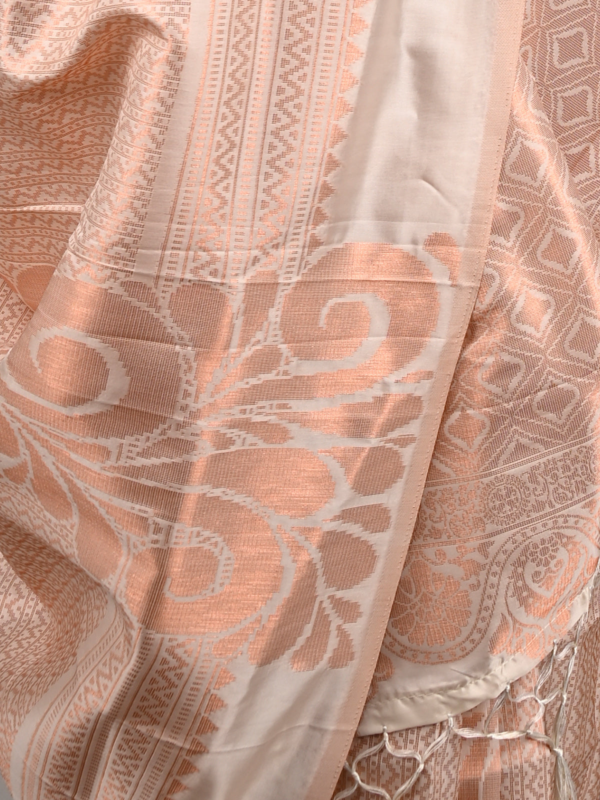 Pink Silk Blend Woven Saree With Unstitched Blouse