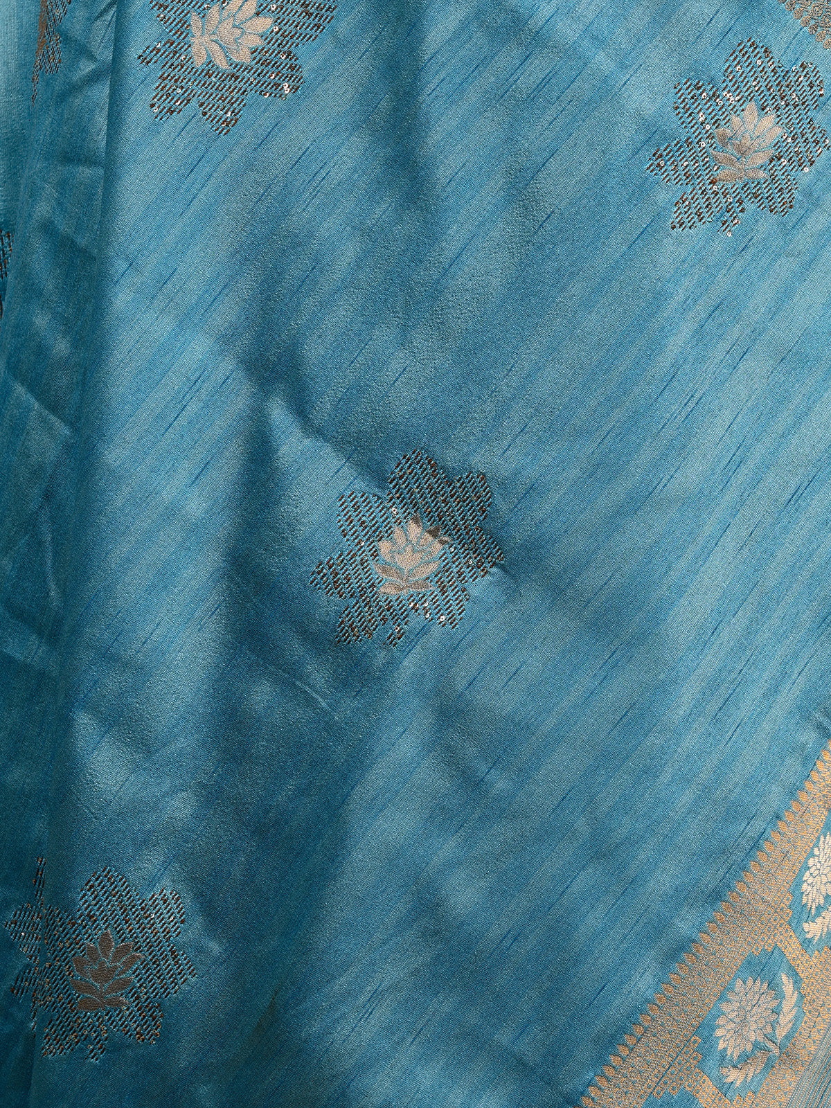 Odette Women Blue Silk Blend Woven Saree With Unstitched Blouse