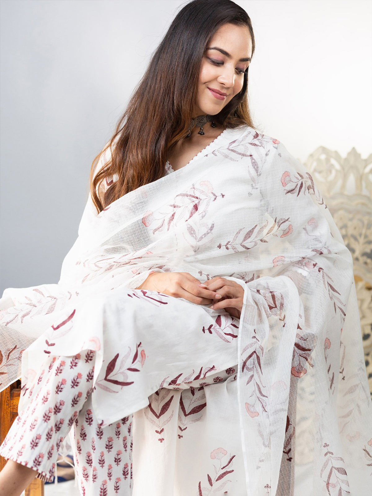 Odette White Cotton Blend Printed Straight Kurta Set For Women