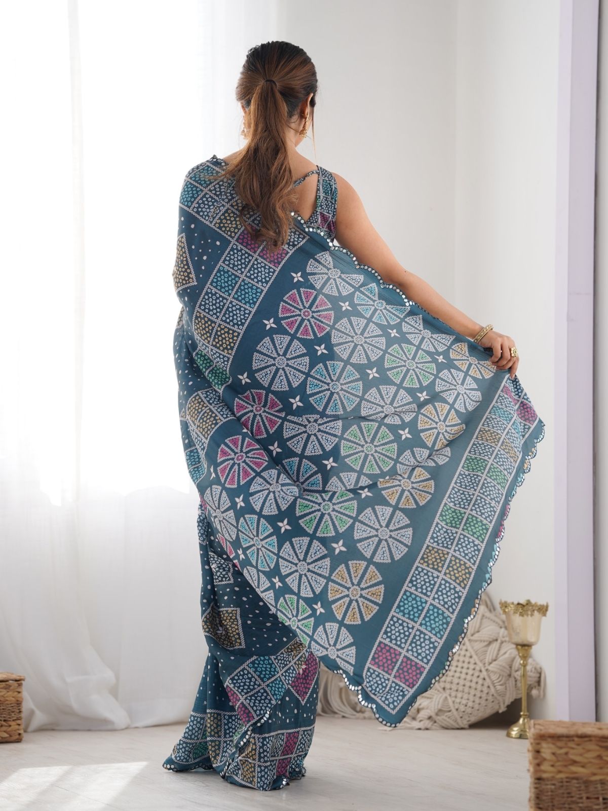 Odette Teal Chinon Printed Saree With Unstitched Blouse For Women