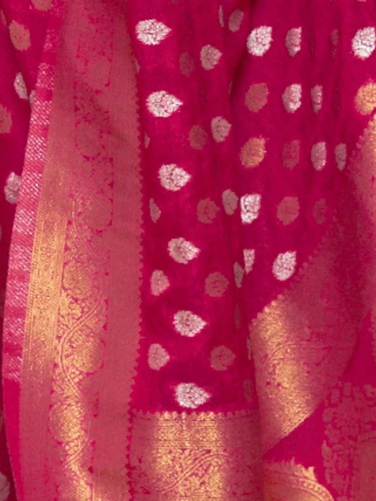 Odette Pink Silk Blend Woven Saree With Unstitched Blouse for Women