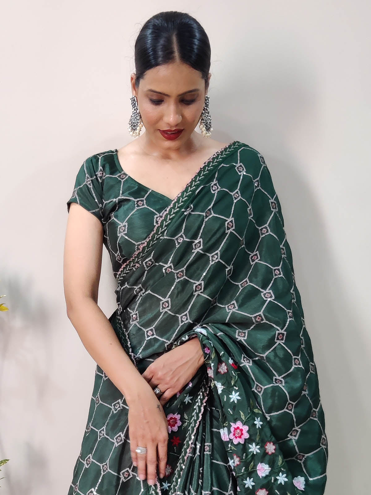  Odette - Ready To Wear Green Chinon Silk Saree With Unstitched Blouse