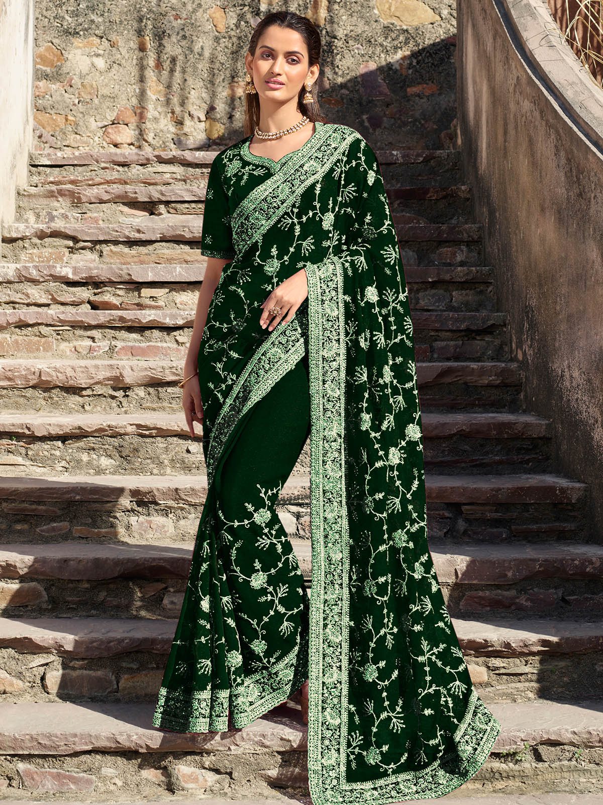 Green Polyster Embroidered  Saree With Unstitched Blouse