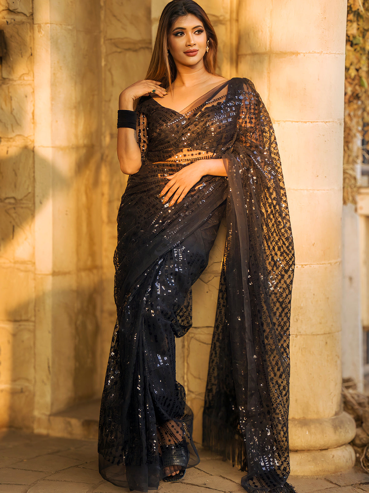 Buy Designer Black Jilmil Sitaare Saree Set | Nidhika Shekhar