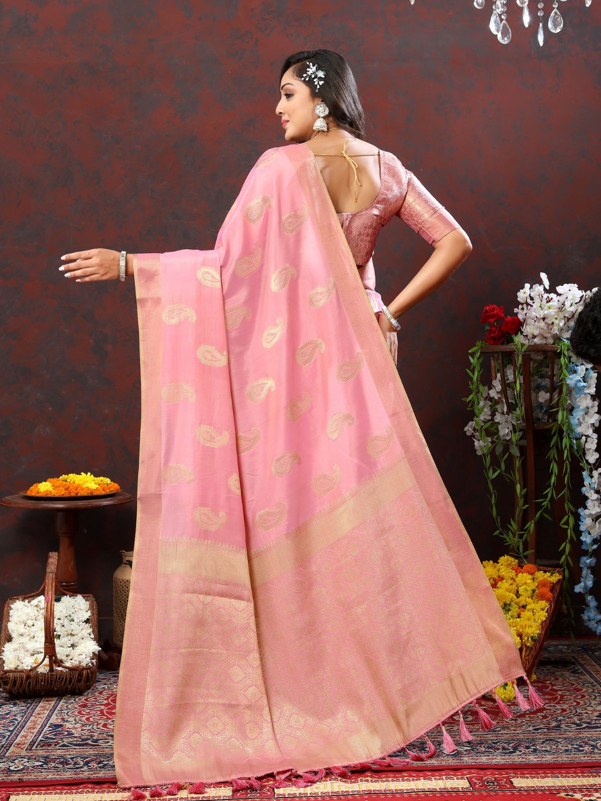 Odette Pink Cotton Blend Woven Saree with Unstitched Blouse for Women