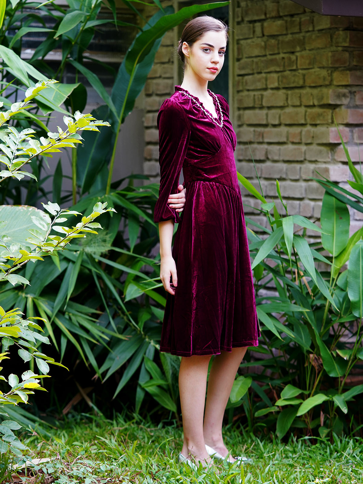 How To Style A Velvet Dress | SilkFred Blog