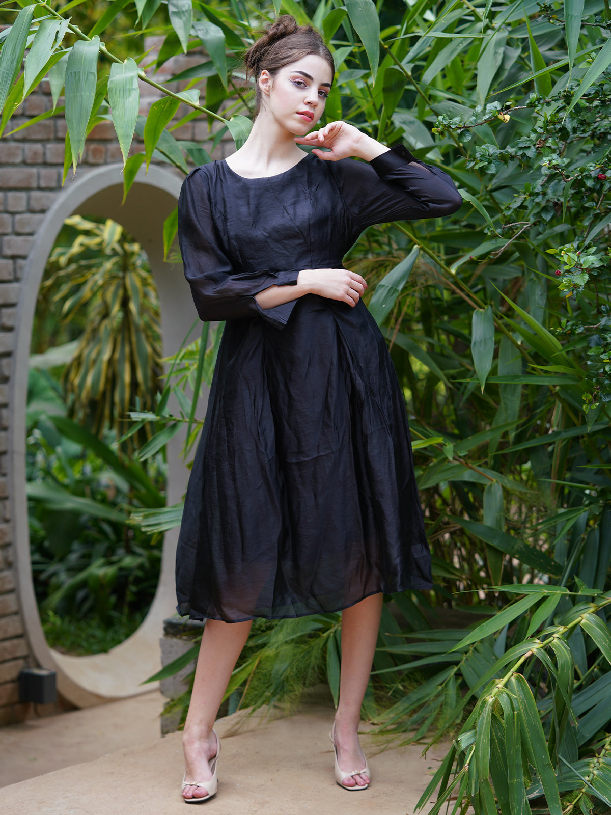 strapless open back dress Odette Women Black Polyester Voil Solid Stitched Dress