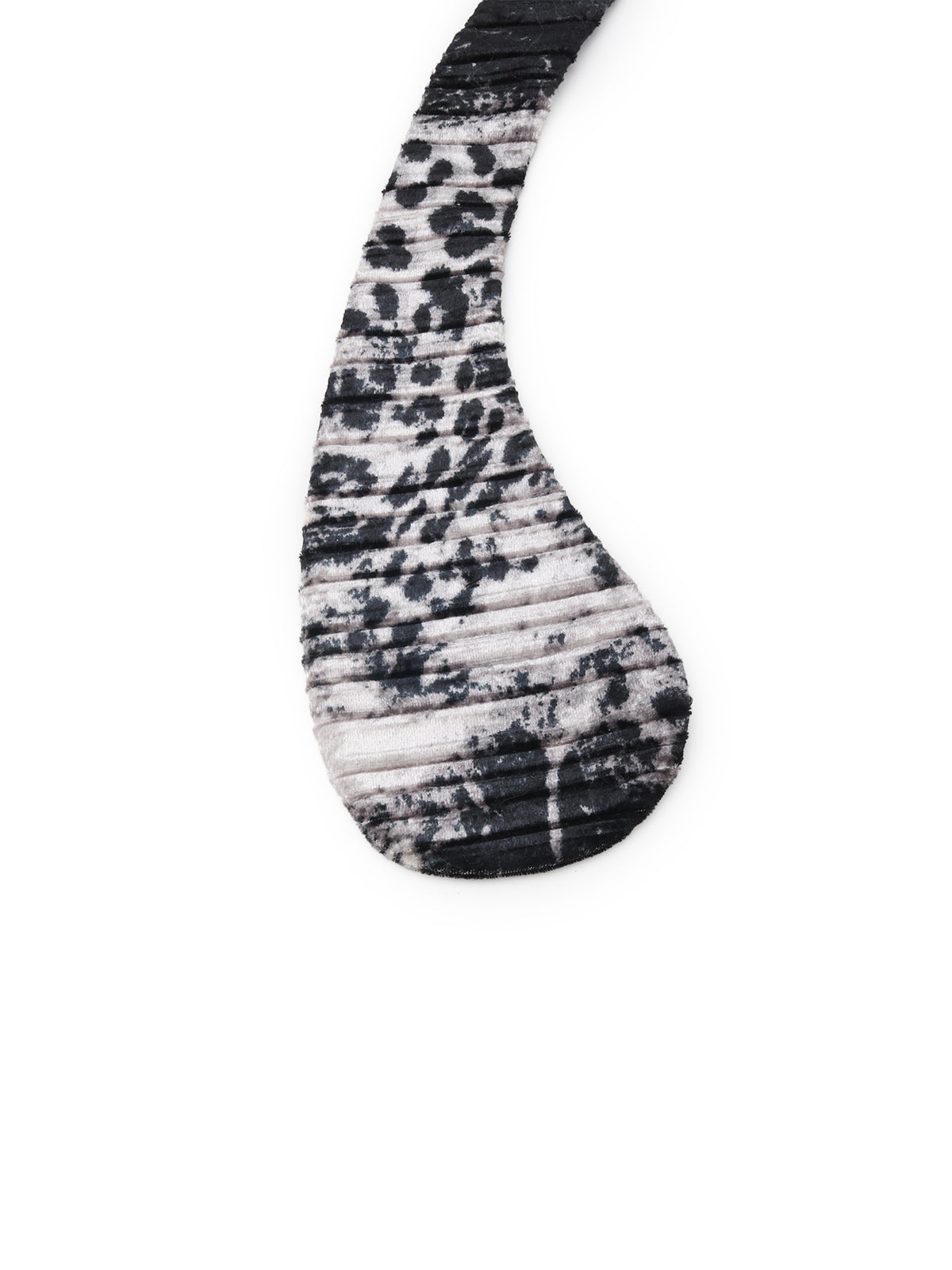 Odette Black and White Printed Velvet Collar for Women