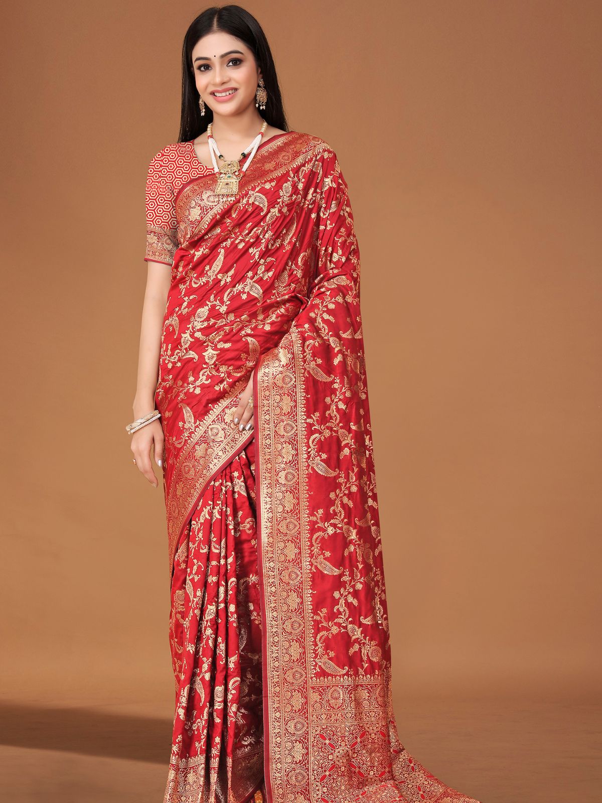 Odette Red Woven Banarasi Silk Saree With Unstitched Blouse For Women