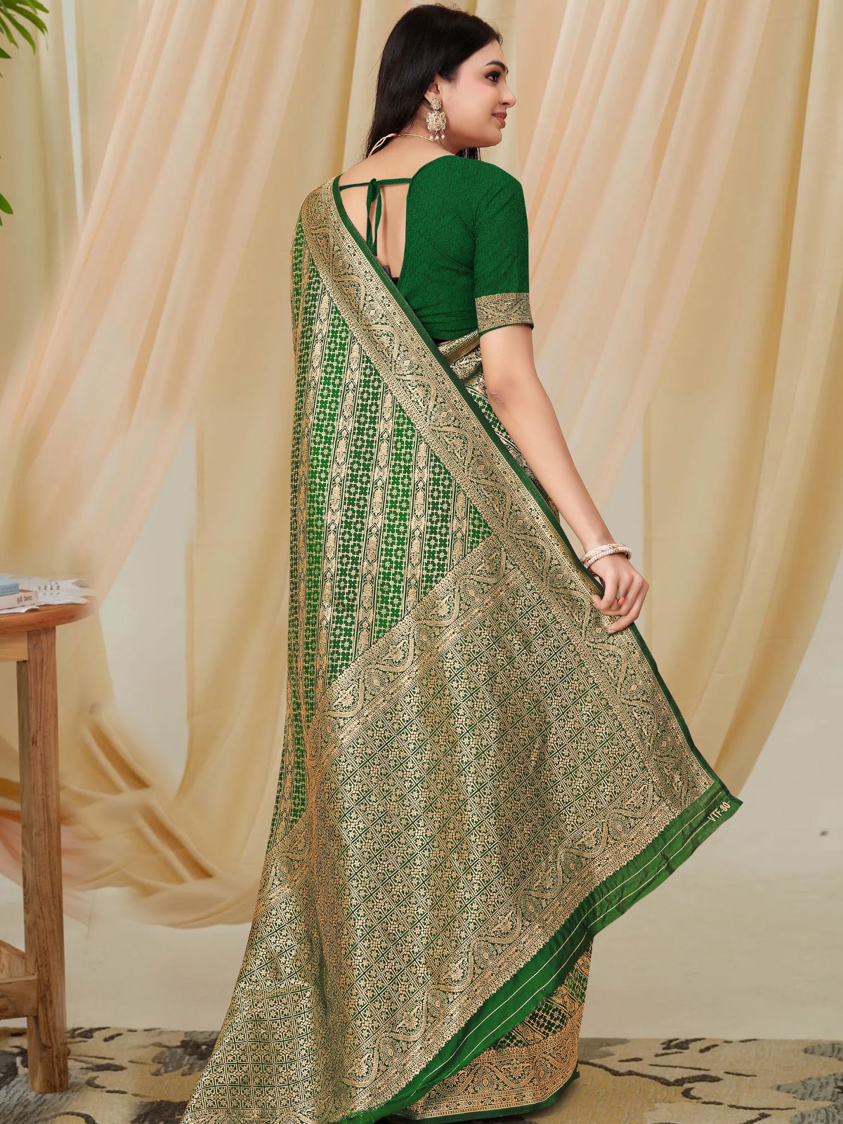 Odette Green Woven Banarasi Silk Saree With Unstitched Blouse For Women