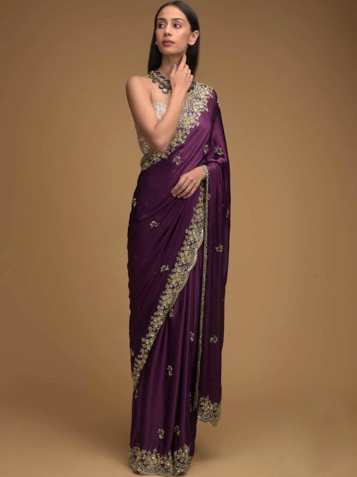 Odette Purple Embroidered Silk Blend Saree With Unstitched Blouse For Women