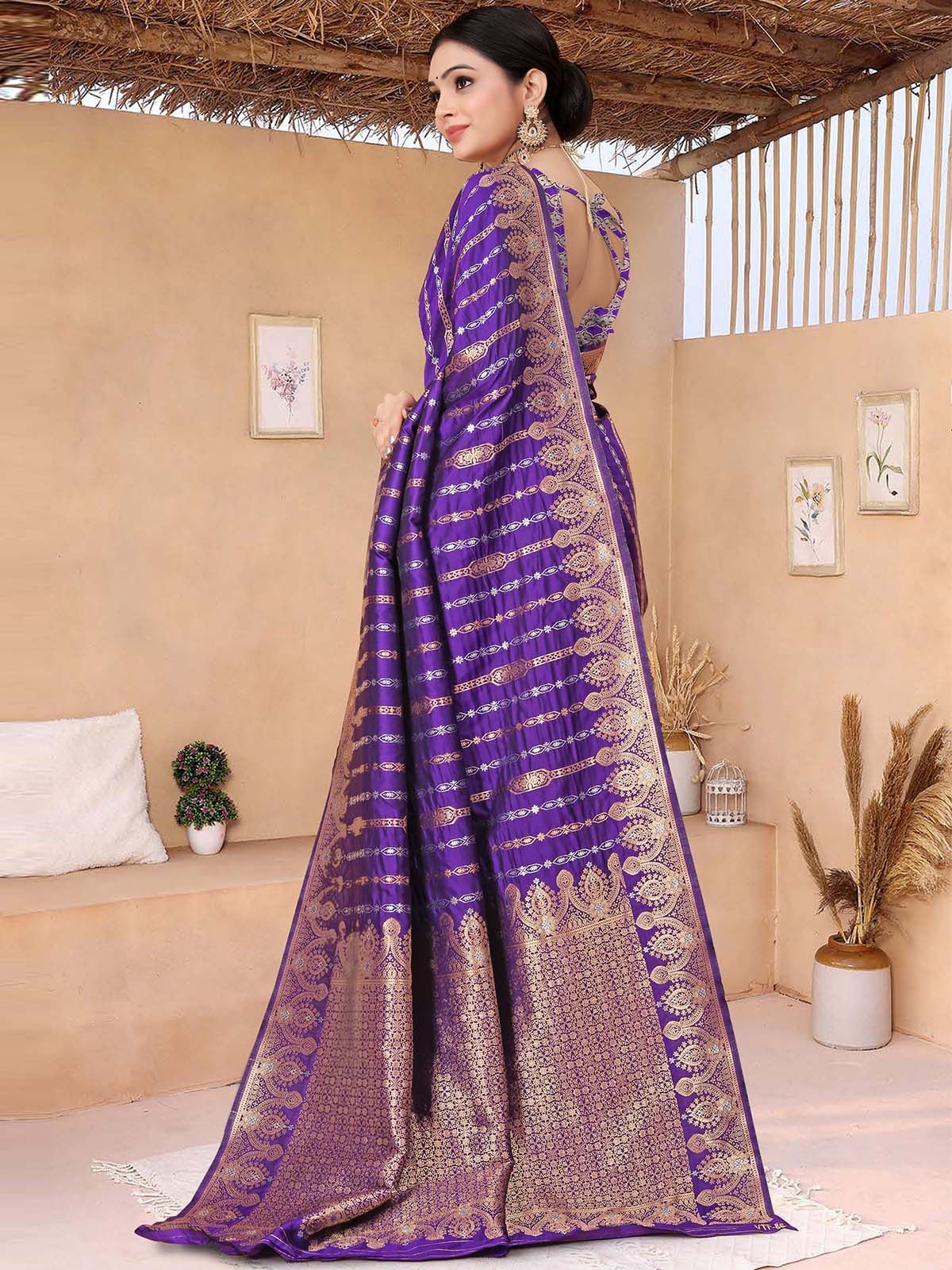 Odette Purple Woven Banarasi Silk Saree With Unstitched Blouse For Women