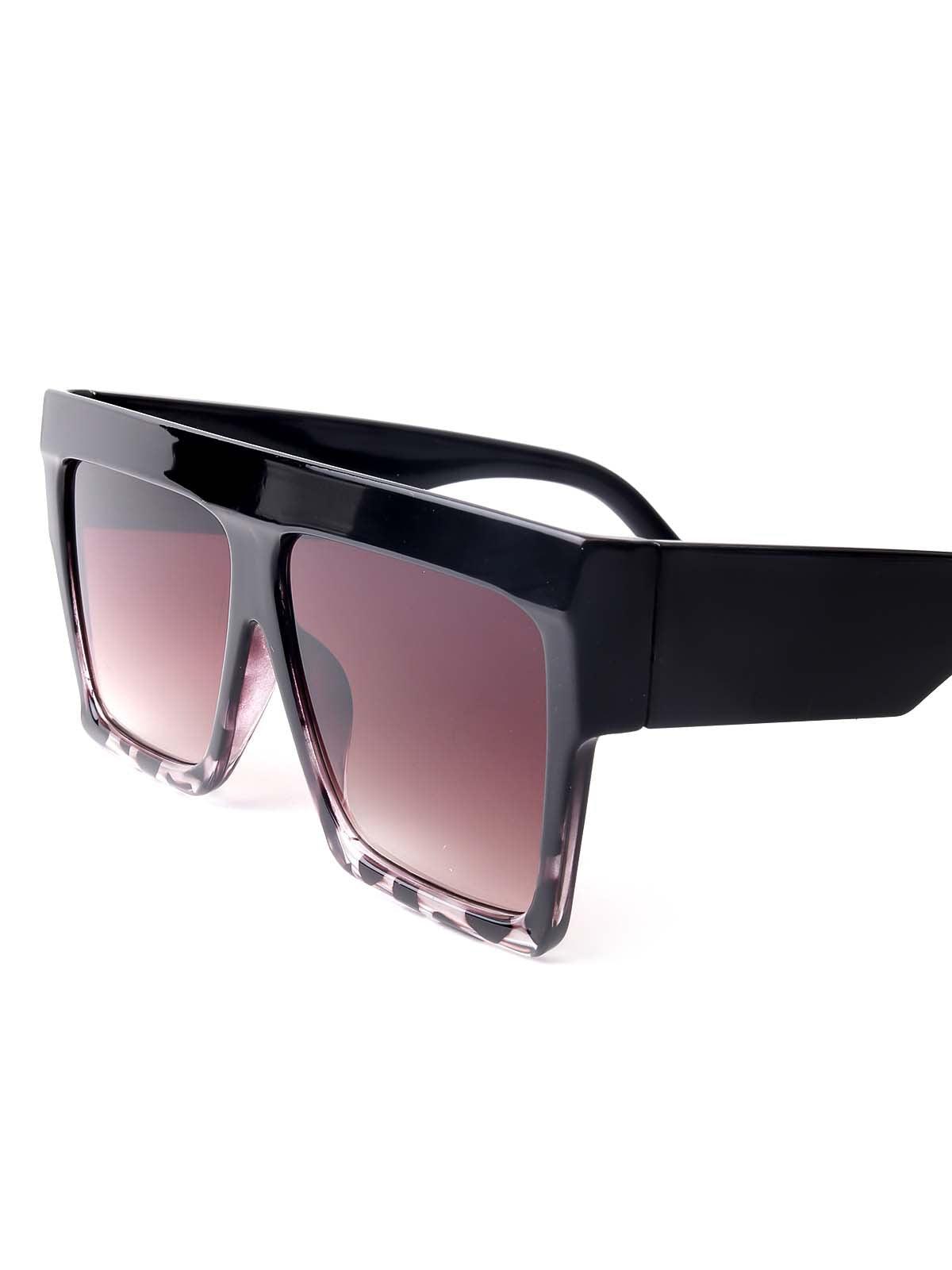 Odette Women Black Frame Tinted Oversized Sunglasses