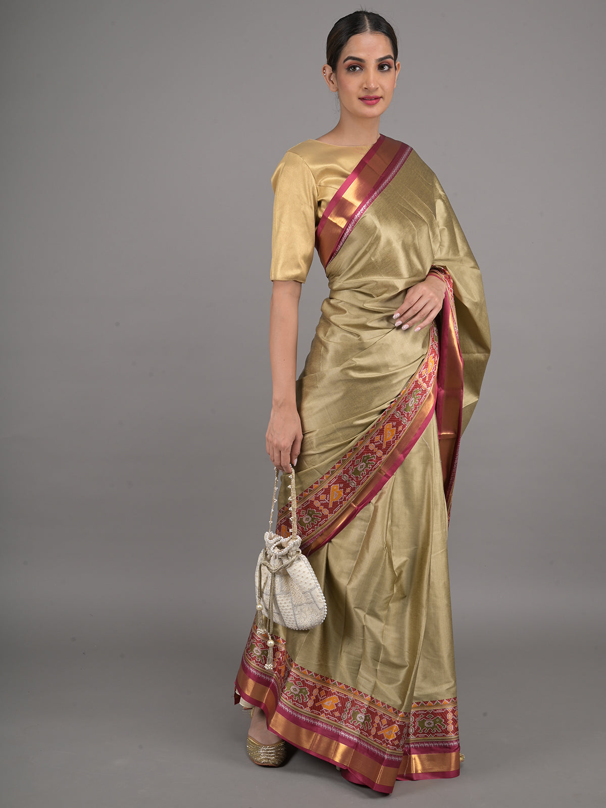 Odette Olive Green Silk Blend Woven Saree With Unstitched Blouse For Women