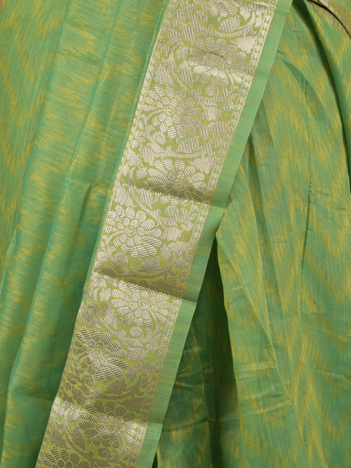 Odette Green Cotton Blend Woven Saree with Unstitched Blouse for Women
