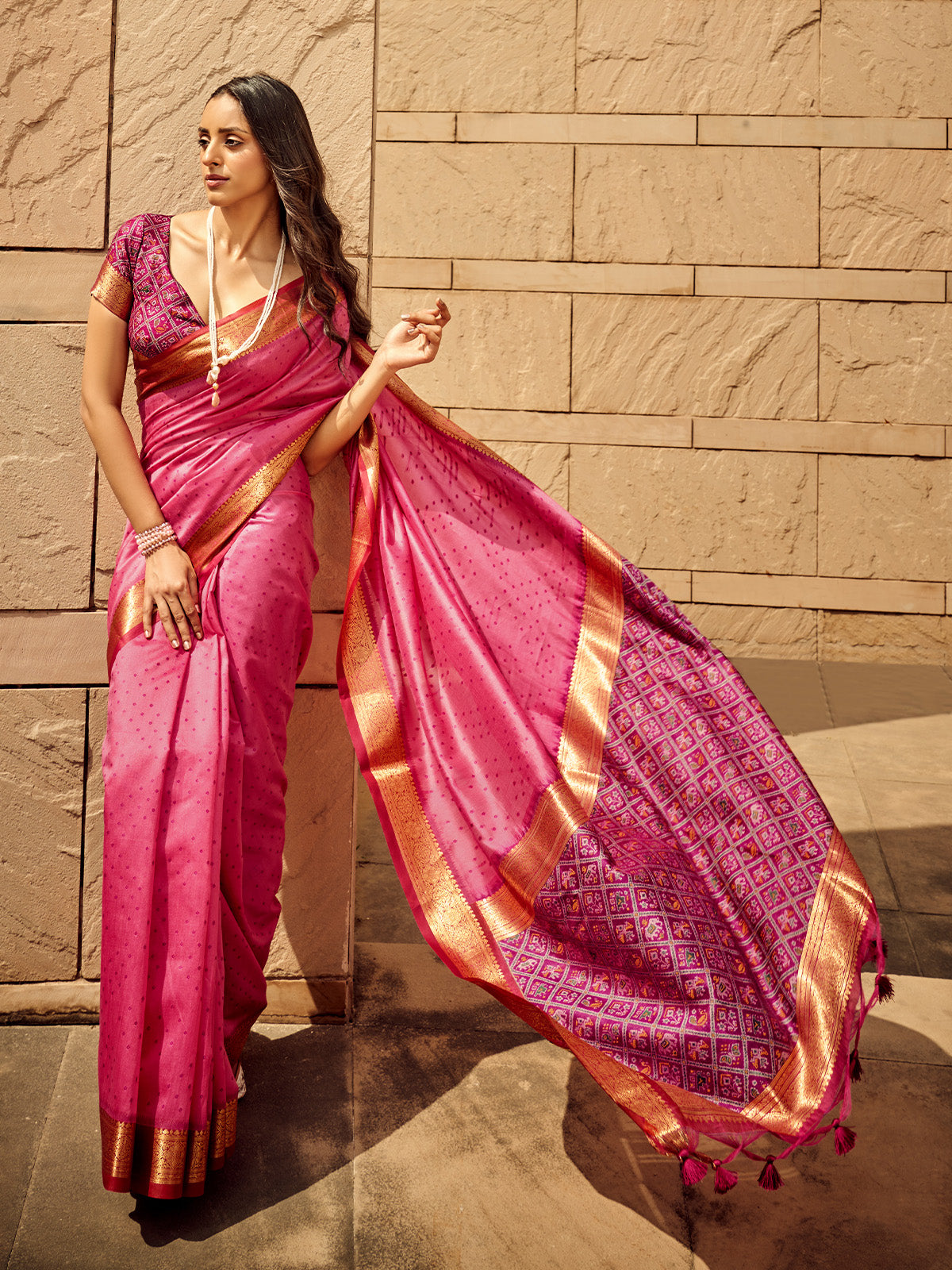 Odette Pink Handloom Woven Saree For Women