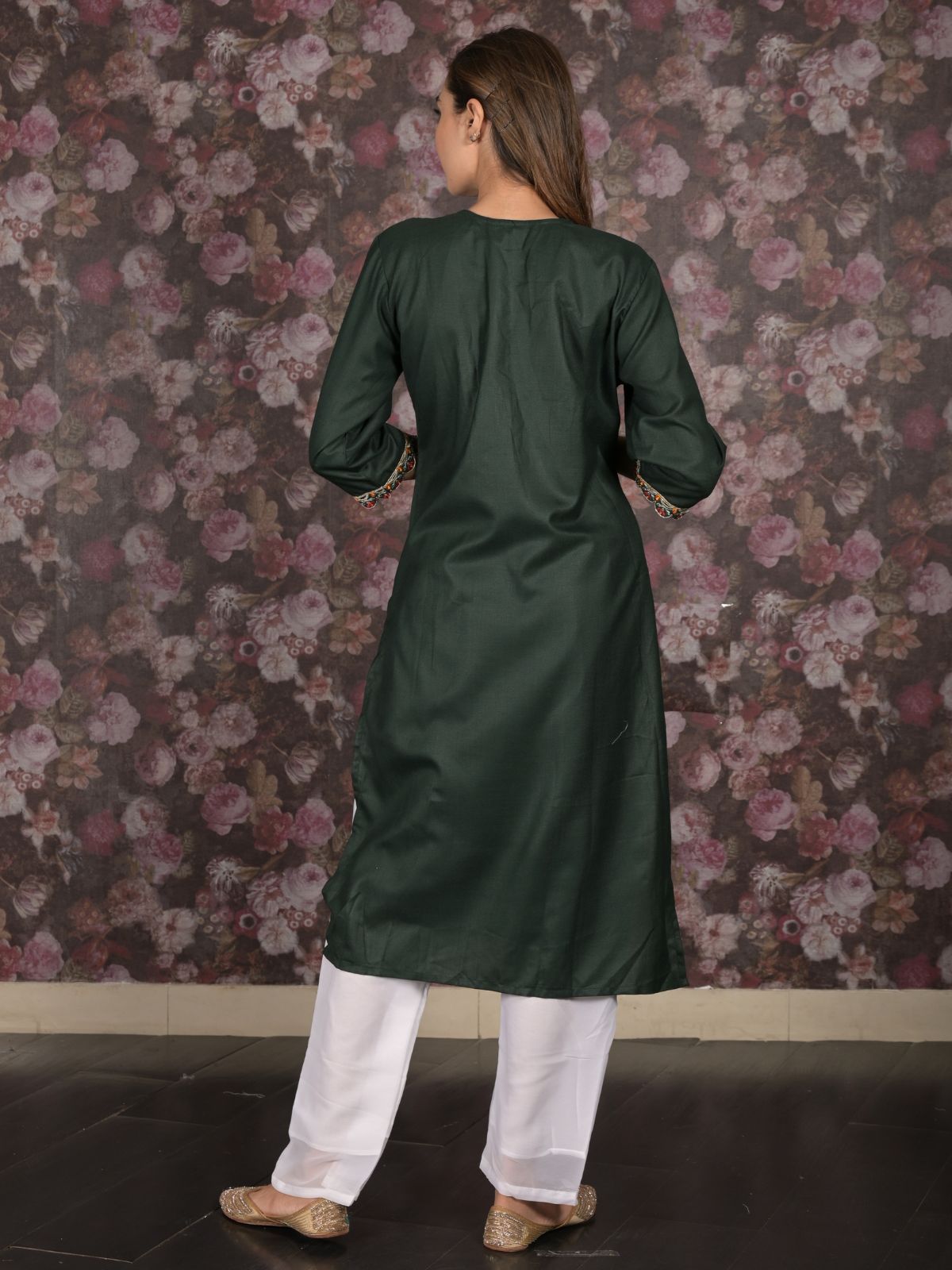 Odette Dark Green Straight Embroidered Kurta For Women