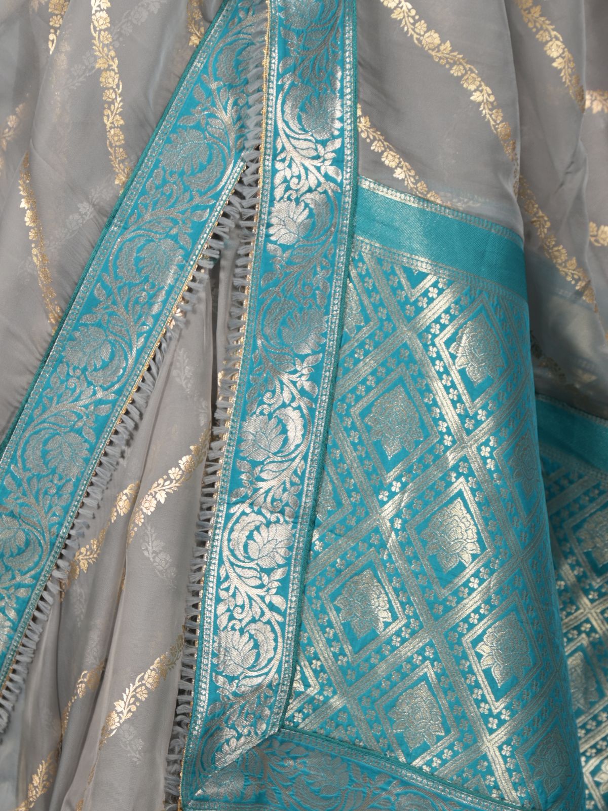 Odette Grey Printed Soft Net Saree with Unstitched Blouse for Women