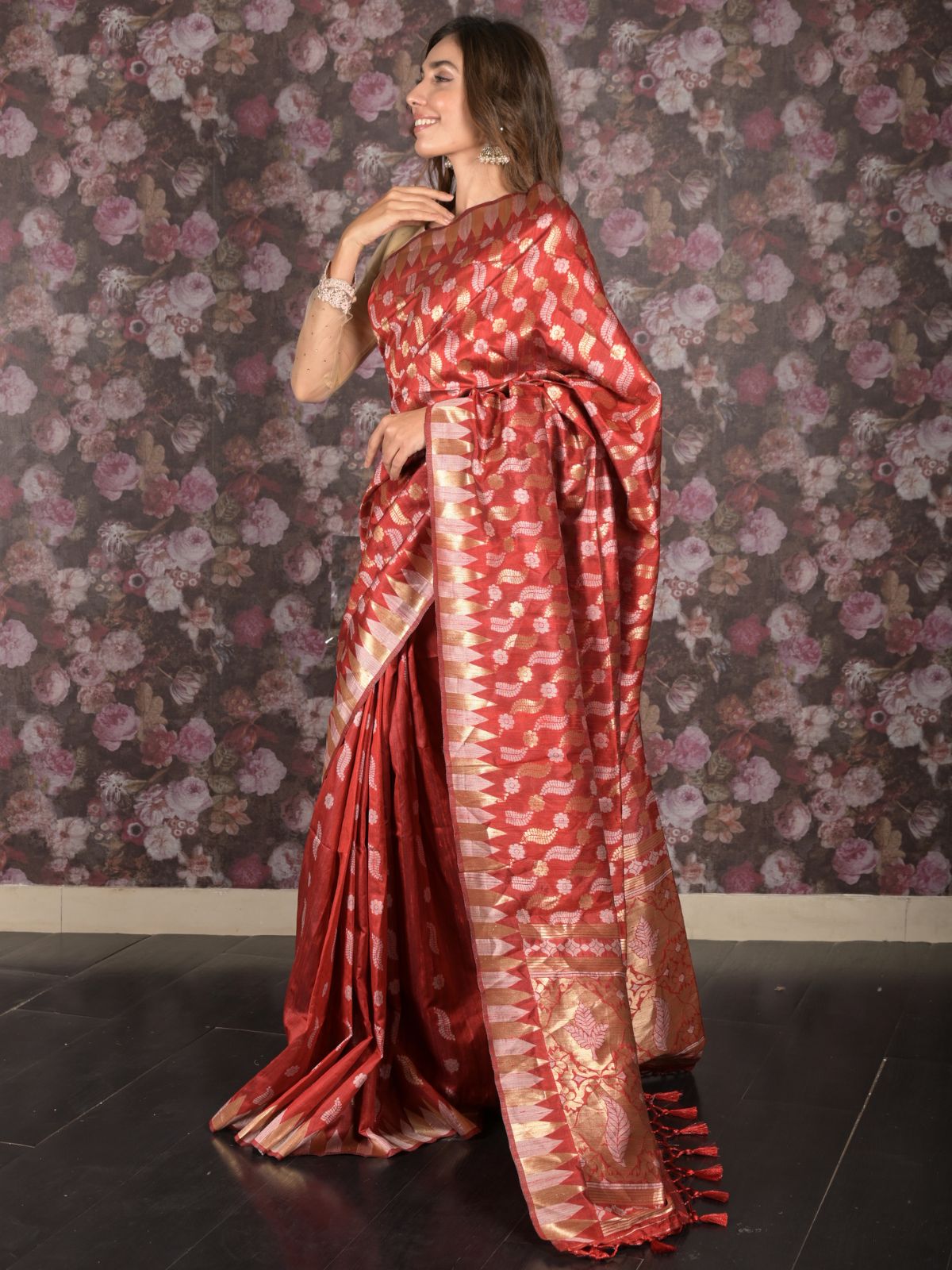 Odette Red Cotton Blend Woven Saree with Unstitched Blouse for Women