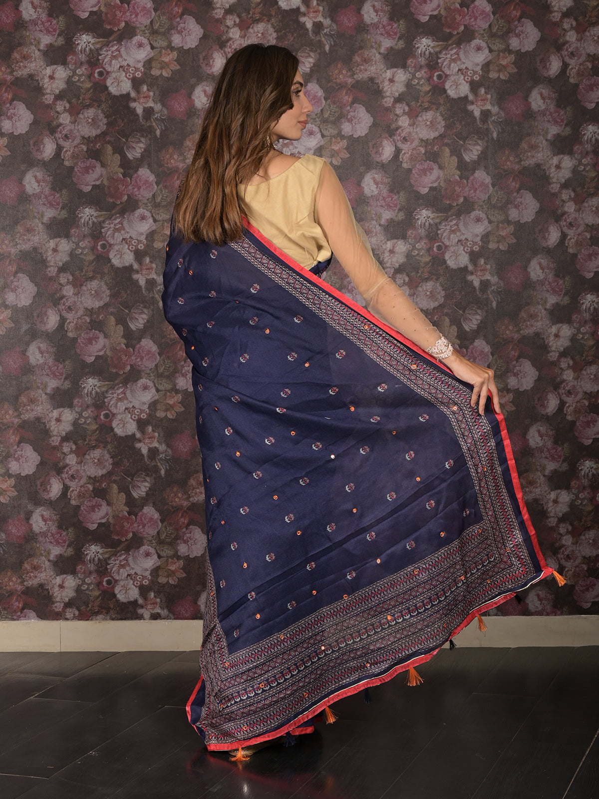 Odette Navy Blue Printed Cotton Blend Saree with Unstitched Blouse for Women