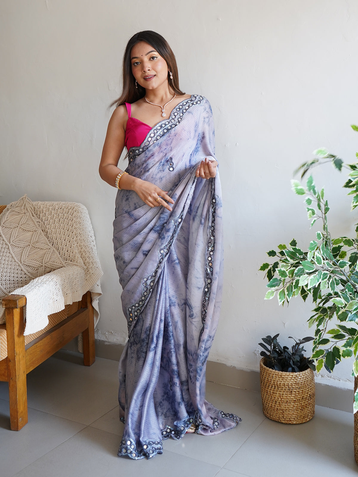 Naina Grey-Peach Organza Silk Saree With Fragrant Blouse Piece – Zariknyaa