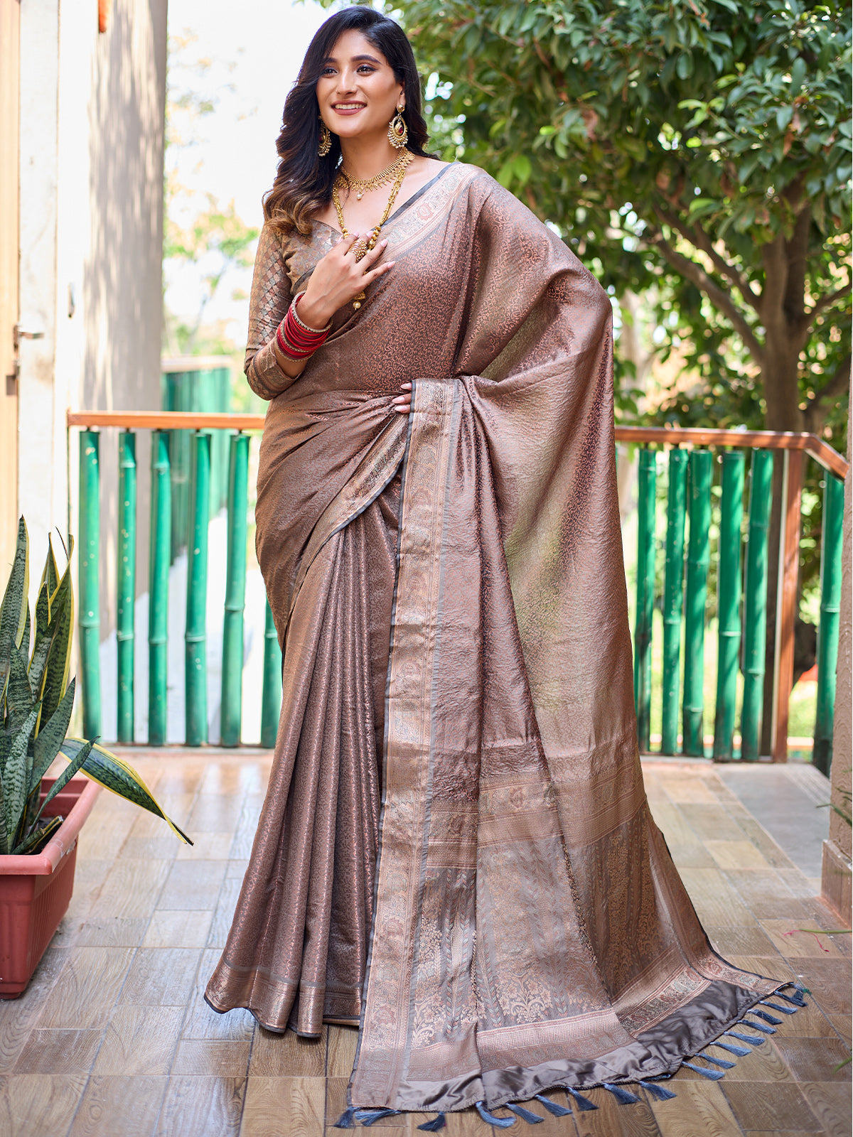 Baby Pink Copper Zari Saree With Jaquard border Blouse – Sareewave