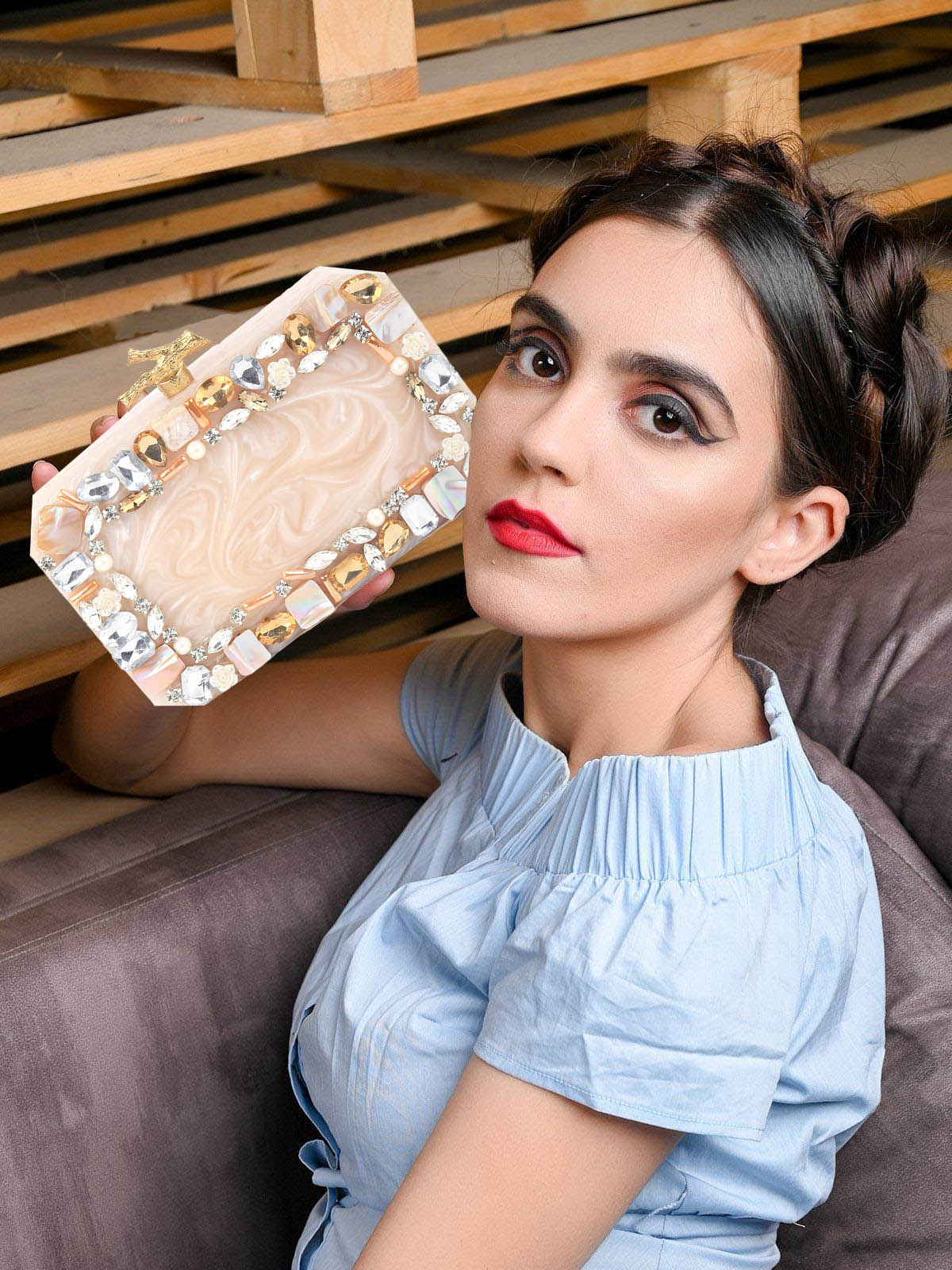 Odette - Off White Resin Embellished Clutch