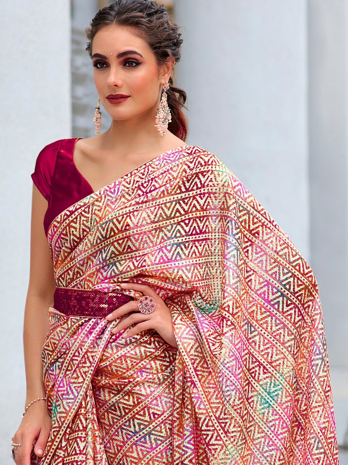 Odette Women Red Toned Multicolored Print And Embroidered Saree With Unstitched Blouse With Belt