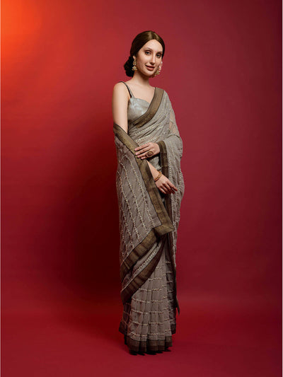 Odette Women Grey Georgette Saree With Unstitched Blouse