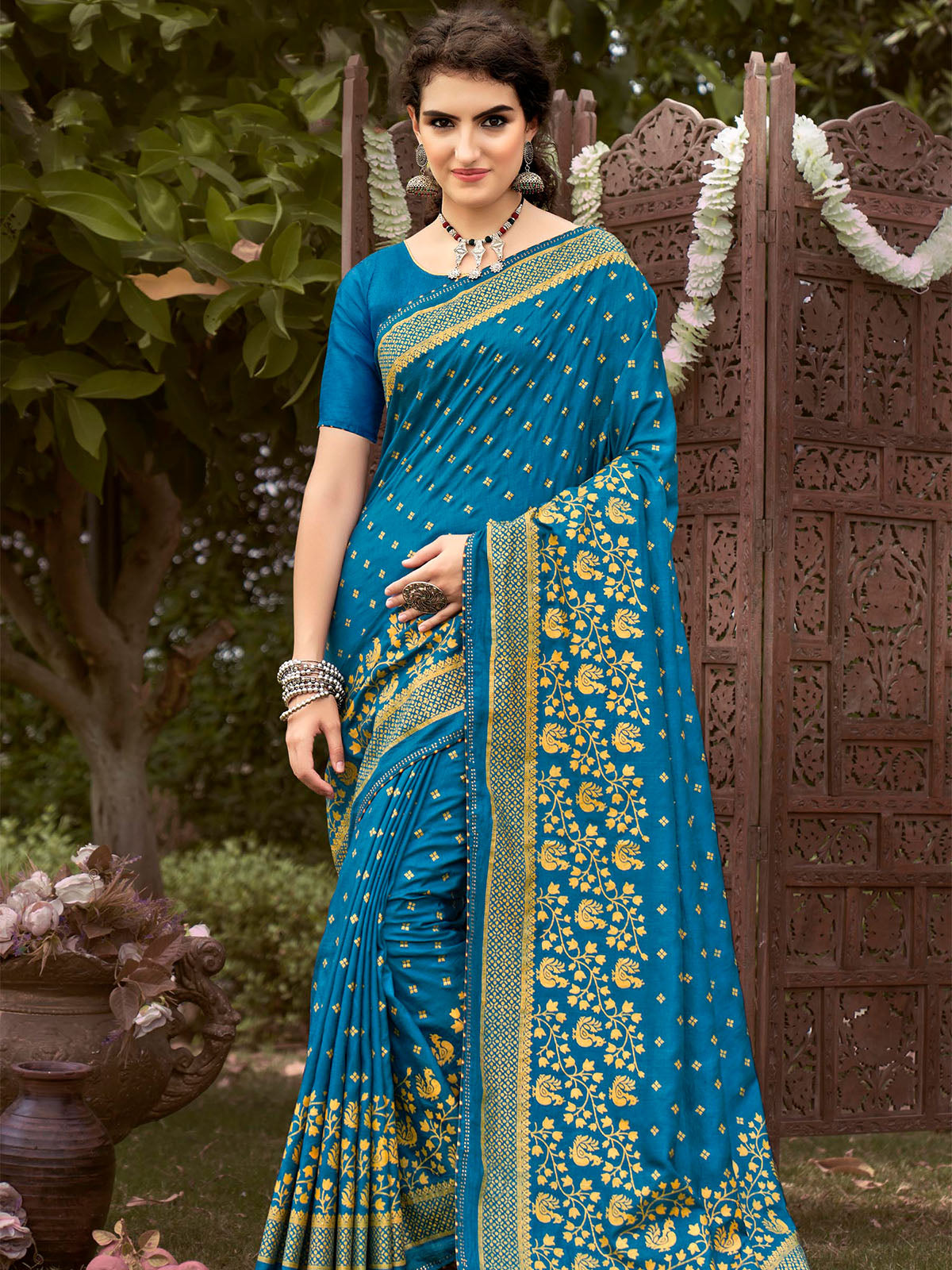 Odette Women Blue Blended Silk Saree With Unstitched Blouse