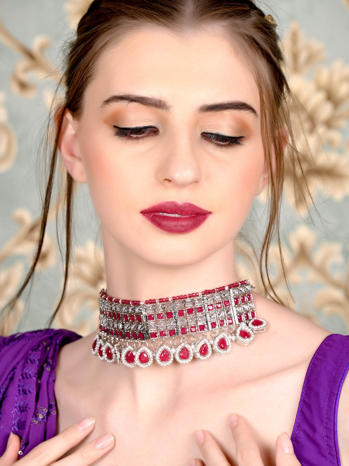 Red Rose Velvet Choker Necklace | Velvet choker necklaces, Velvet choker,  Necklace