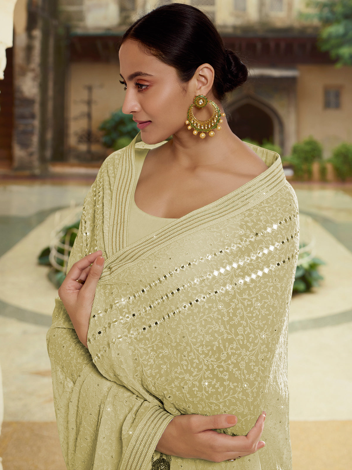 Olive Georgette Saree With Unstitched Blouse