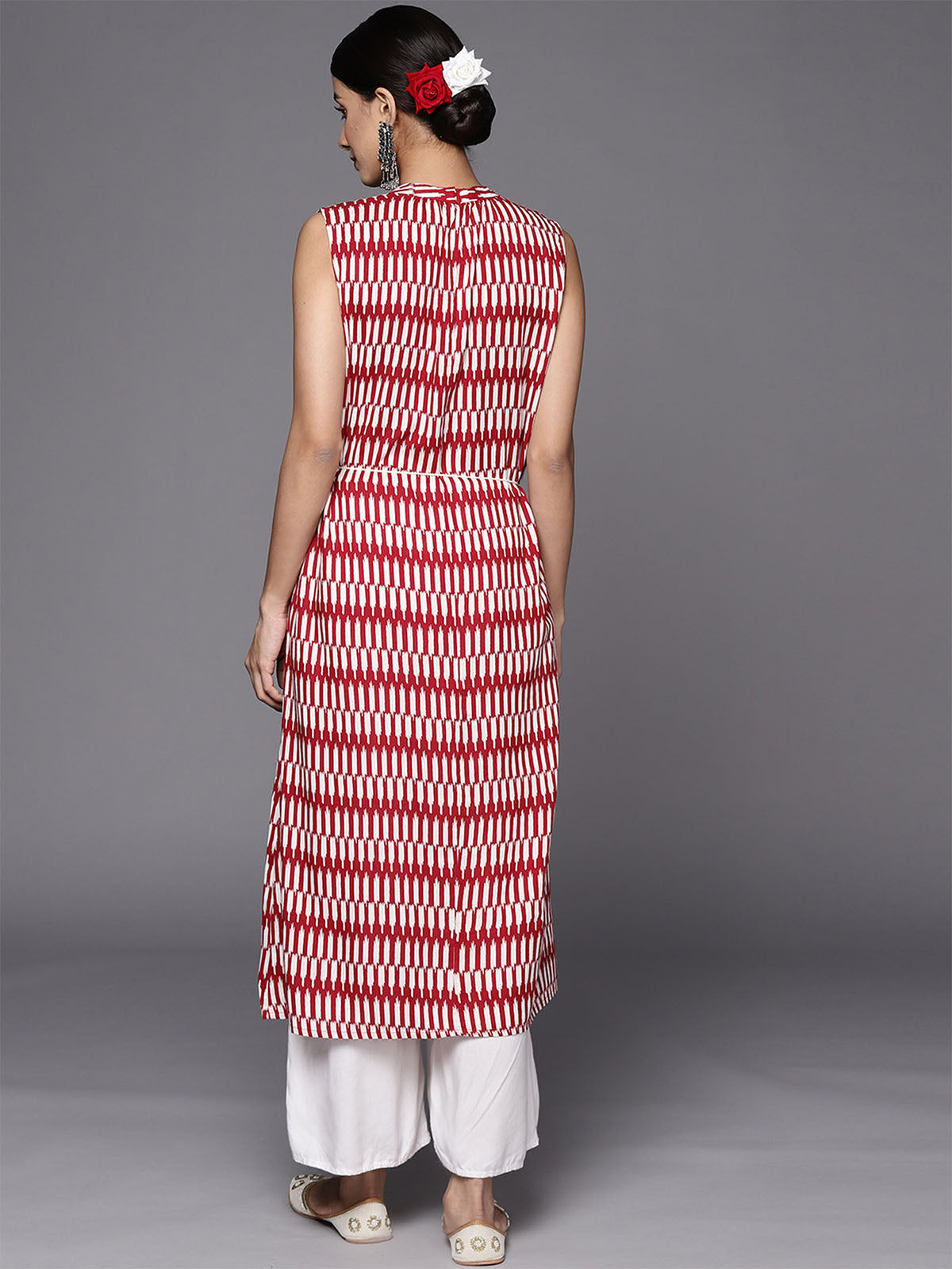 Odette Women Red And White Straight Viscose Stitched Kurta