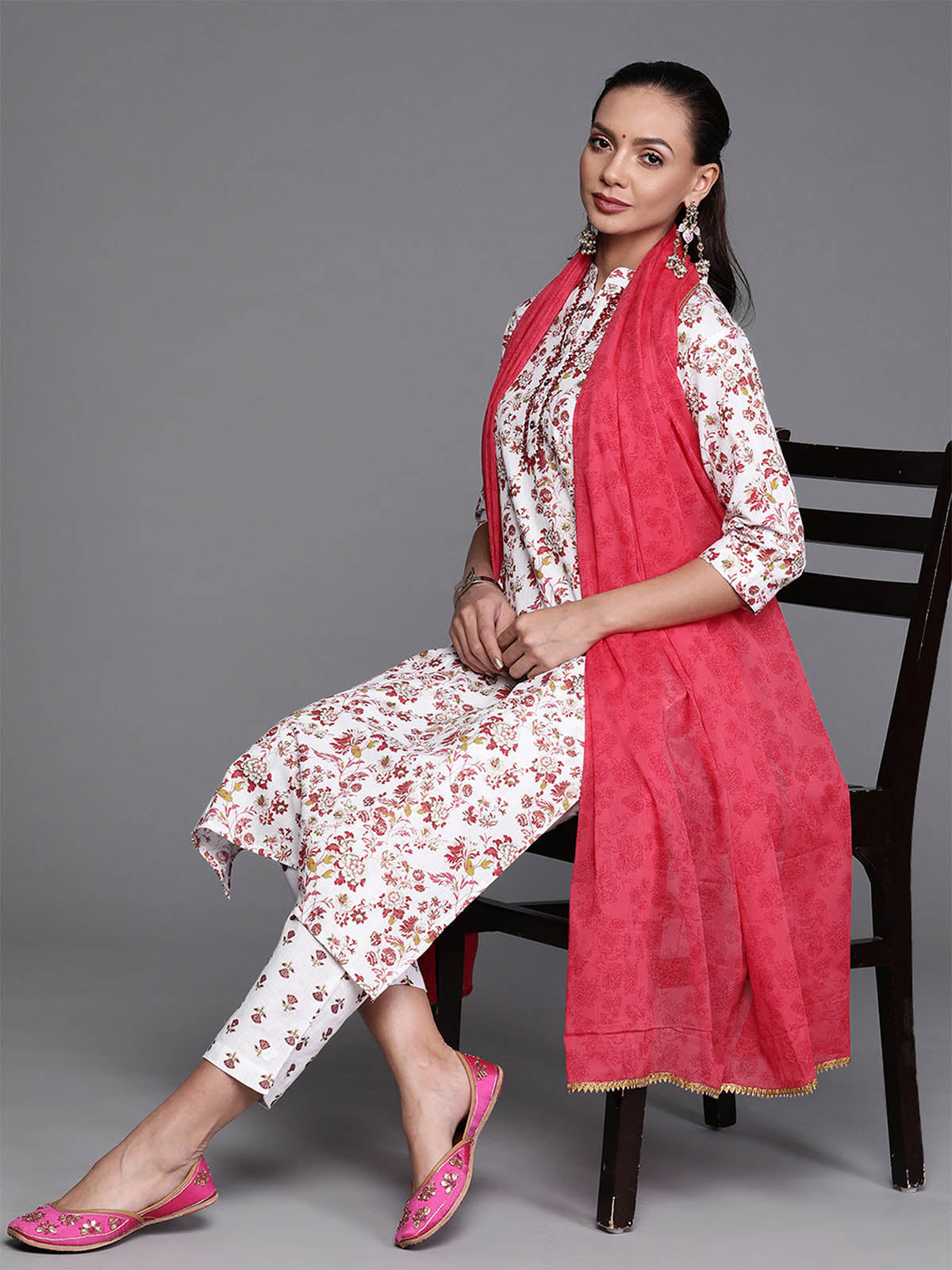 Odette Women Red Floral Printed Straight Stitched Kurta Trouser With Dupatta Set