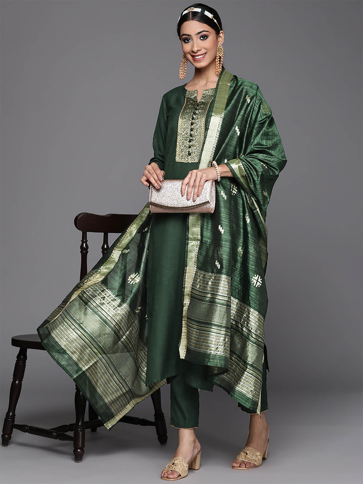 Odette Women Green Solid Straight Stitched Kurta Set For Ladies