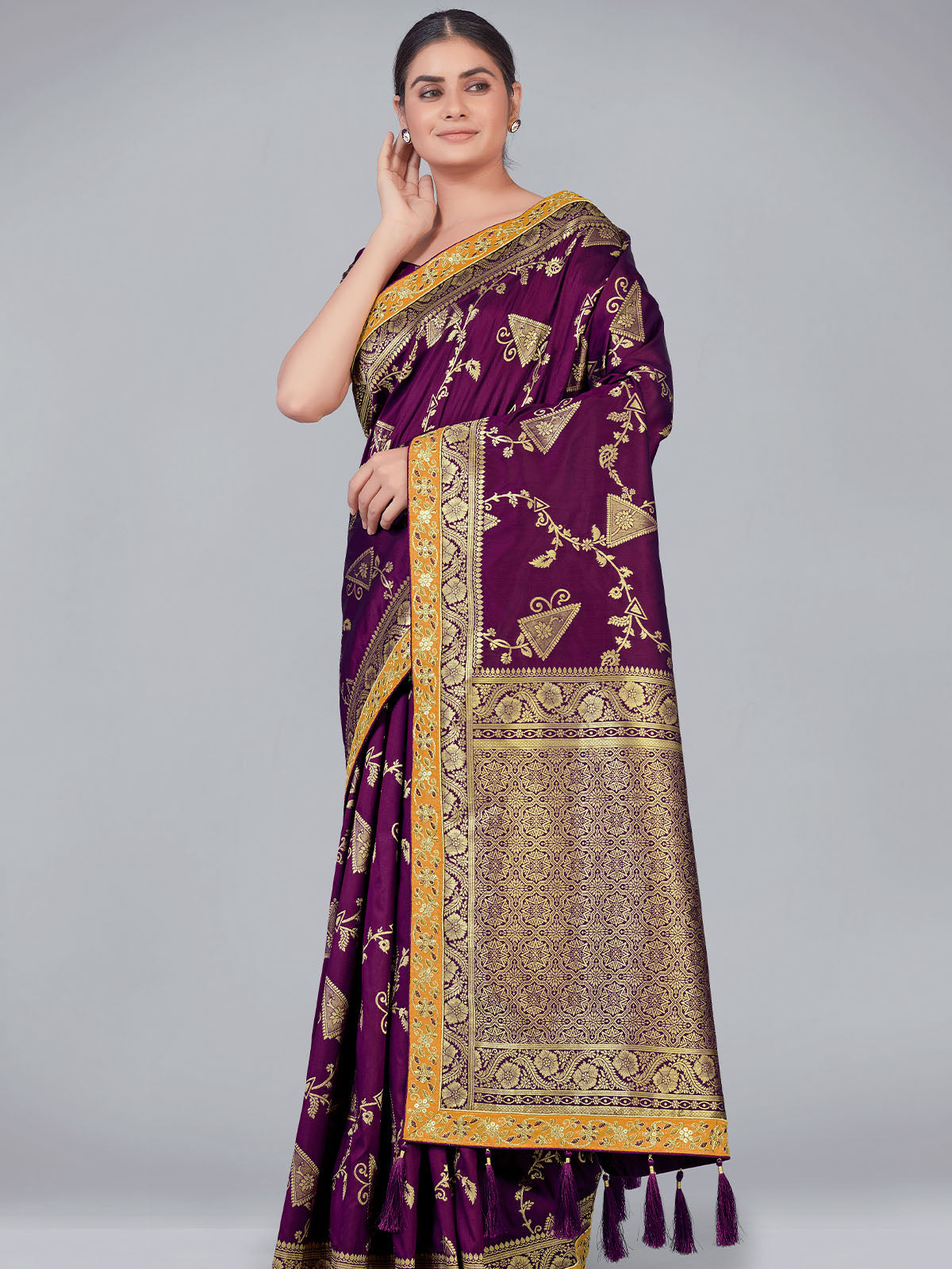 Violet Silk Saree With Unstitched Blouse