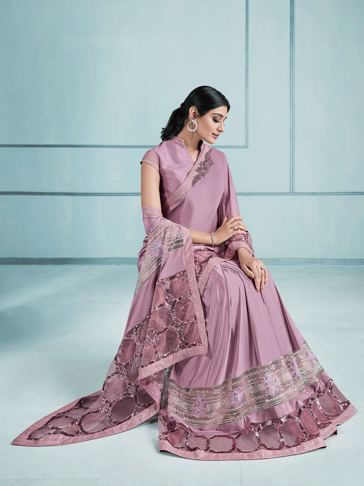 Odette Women Pink Lycra Saree With Unstitched Blouse