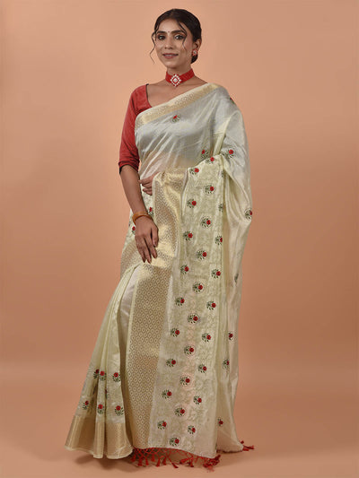 Odette Women Apricot Silk Embroidered Saree With Unstitched Blouse