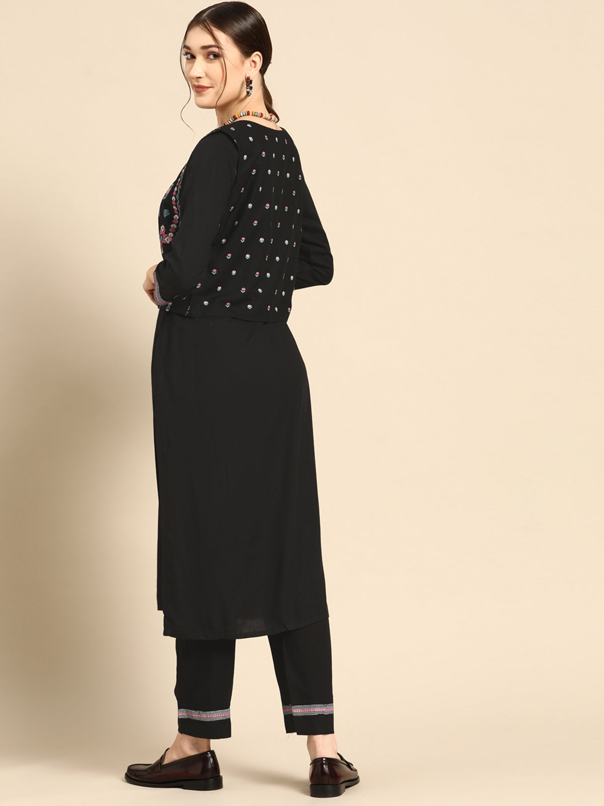 Odette Women Black Foil & Pigment Printed Rayon Stitched Kurta, Trouser & Jacket