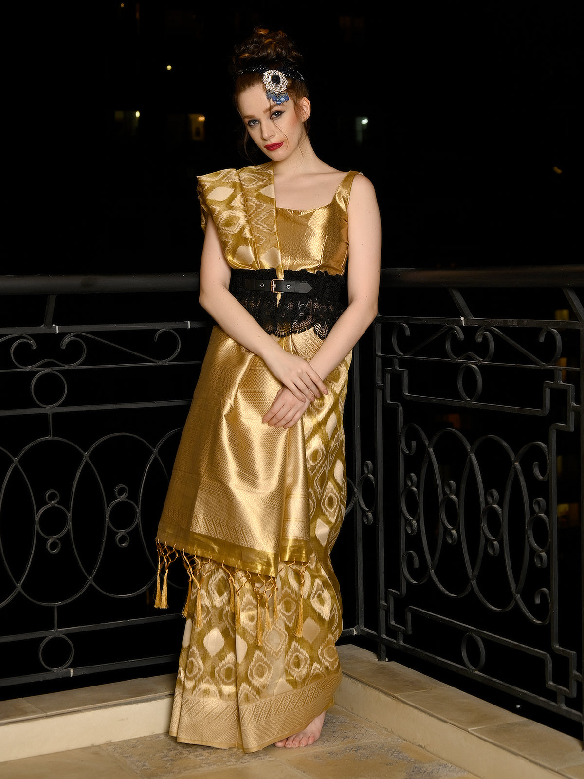Festive Gold Tissue Woven Saree With Unstitched Blouse
