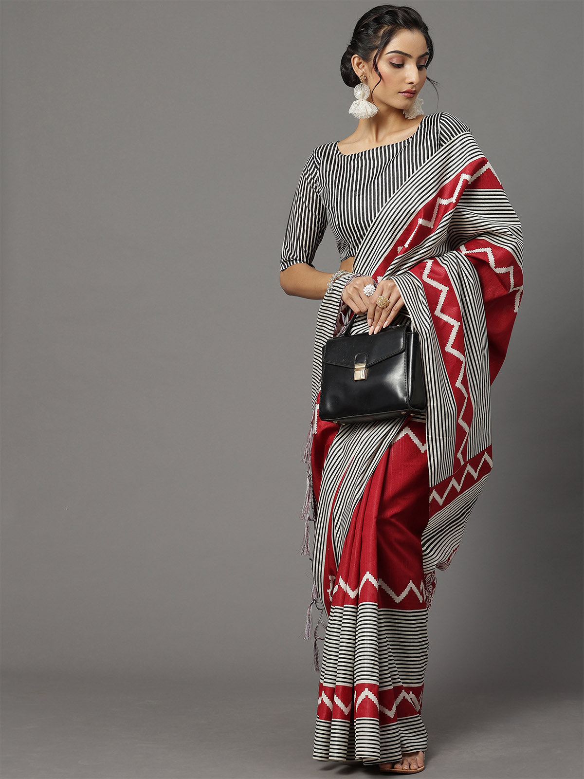Red Printed Blend Silk Saree With Unstitched Blouse