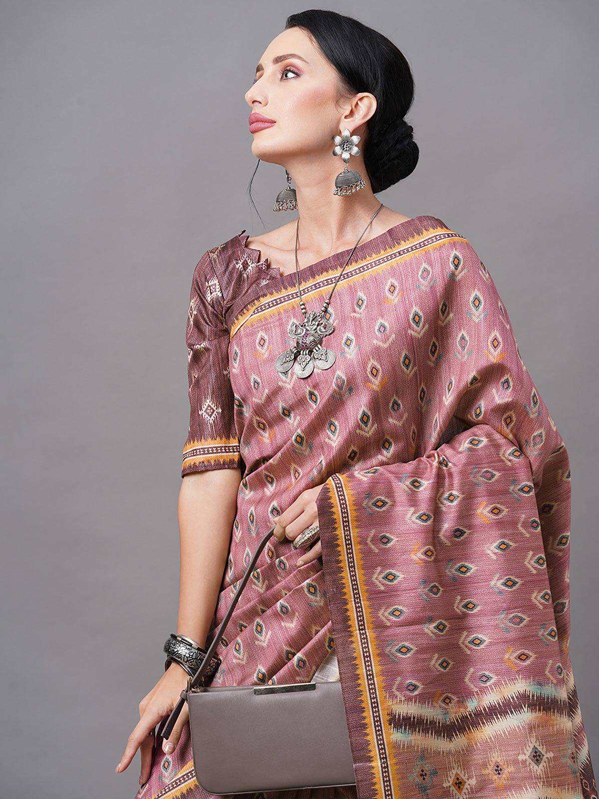 Pink Blend Silk Digital Printed Saree With Unstitched Blouse