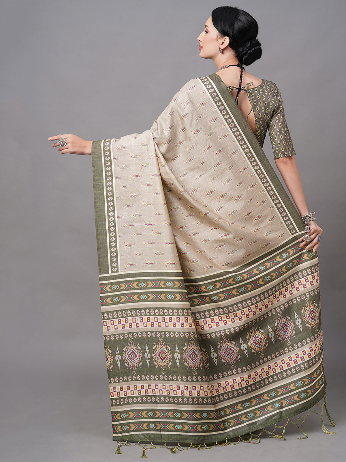 Light Green Blend Silk Digital Printed Saree With Unstitched Blouse